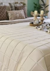 Onset Homes - Square Elegance Quilted Bedcover