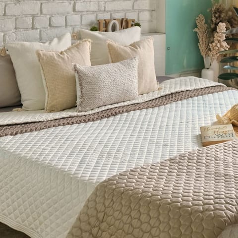 Onset Homes - Diamond Dreamscape quilted bedcover