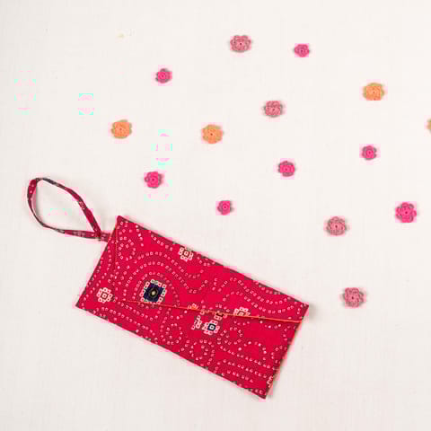 Manju Clutch - Pink Silk