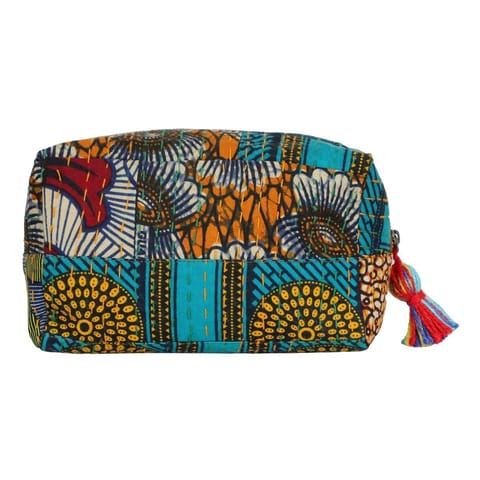Smitam lifestyle - Kantha Cosmetic / Makeup Kit