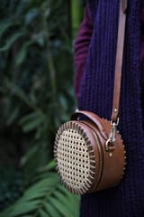 Smitam lifestyle - Round Cane Sling Bag