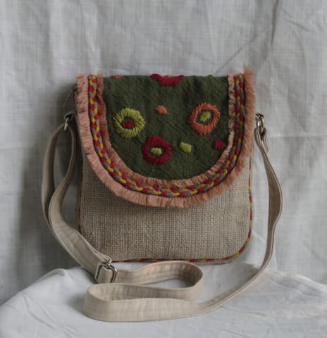 Kritenya - Small Linen Cotton Sling Bag In Natural
