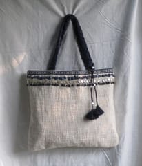 Kritenya - Tote Bag In Natural With Handwork