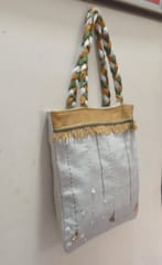 Kritenya - Tote Bag In Linen Cotton With Mustard Handwork Details.