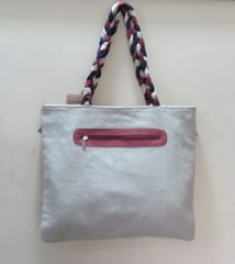 Kritenya - Tote Bag In Linen Cotton With Maroon Handwork Details .