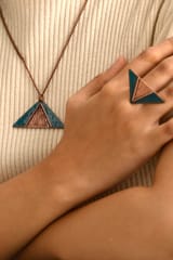Ekibeki - Hand Crafted - Triphuli Blue Ring