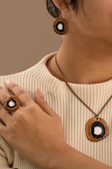 Ekibeki - Hand Crafted - Vartul Ochre Ring
