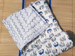 Reversible baby quilt