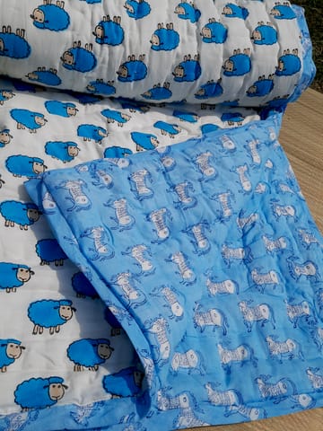 Blue and white old mac donalds farm kids quilt