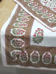 KALAAAI STUDIO - Indian Summer A/C Quilt 90x60inches: Pink & White Reversible, Mughal Print
