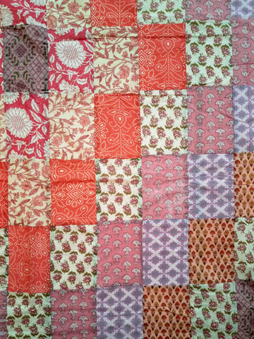 KALAAAI STUDIO - Soft, reversible pure cotton dohar. Pink color light-weight, recycled AC quilt for all seasons.