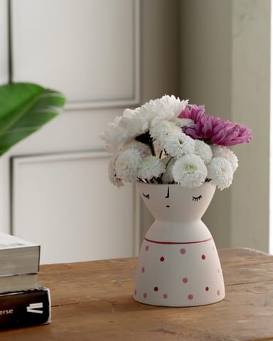 Eyass - White Ceramic Flower Vase with Red & Pink Dots 5x4