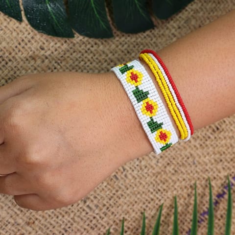 Prashast - Poppy bracelet set