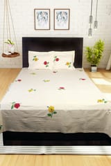 Rustic Route - Red & Yellow Hibiscus Print Bedspread with Pillow Covers