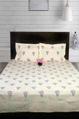 Rustic Route- Pink Tulip Print Bedspread with Pillow Covers