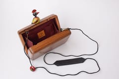 PAULAMI - Kakoli wooden clutch- KO-B8
