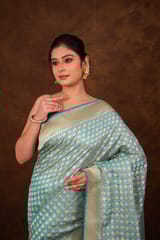 HKV Benaras -Pure Katan silk Kadhwa check Floral Bootidaar Jangla with Traditional Border Banarasi Saree