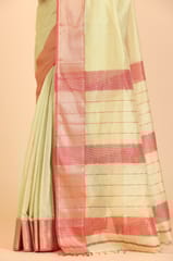 Living Looms of India - Zig Zag Chatai Border Light Green Maheshwari Tissue Saree