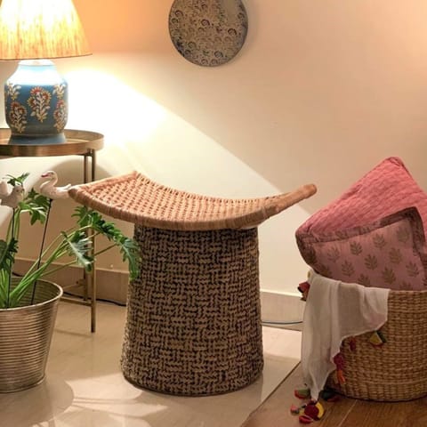 Opaque Studio-Camouflage Ottoman