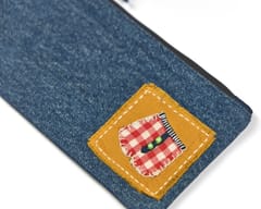 UMW - Quirky Pants Vanity Pouch