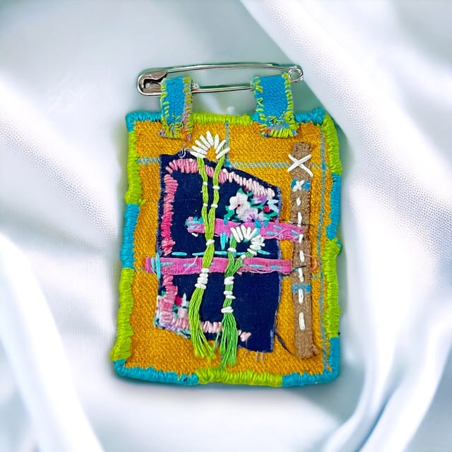 UMW - Floral Thread Craft Artisan Brooch