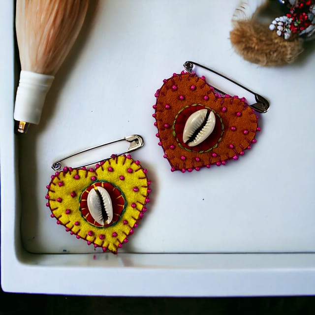 UMW - Love Heart Brooch (Set of 2) (Yellow & Mustard)