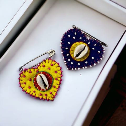 UMW - Love Heart Brooch (Set of 2) (Yellow & Blue)