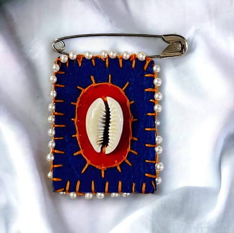 UMW - Weave Whimsy Brooch