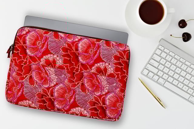 UMW - Whimsical Flower Laptop Sleeve