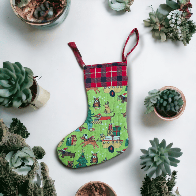 UMW - Christmas Stocking ( Green)