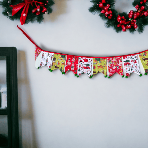 UMW - Christmas Bunting (Tricolor)