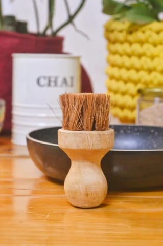 Almitra Sustainables-Tava Oil Brush