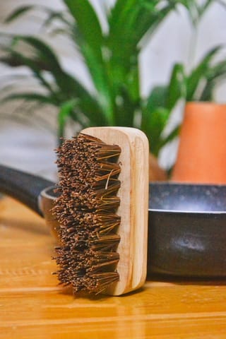 Almitra Sustainables-Kitchen Hard Scrub Brush