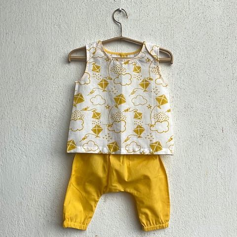 WHITEWATER KIDS UNISEX ORGANIC PATANG JHABLA WITH YELLOW PANTS