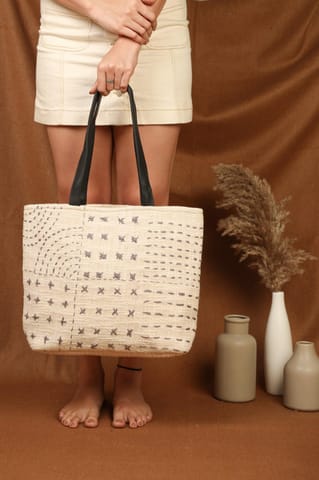 Ayuda Homes - Modish Tote Bag