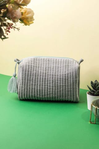 Ayuda Homes - Velvet Quilted Pouch - Mint Green
