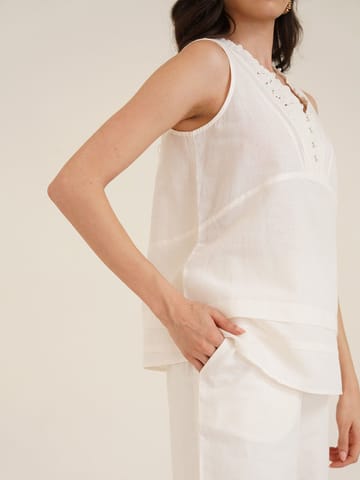 B77 Life - Apollo – Relaxed Organic Linen Top