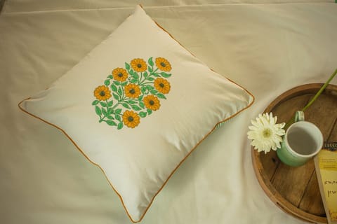 Earthan - Surajmukhi - Hand block printed cotton cushion cover