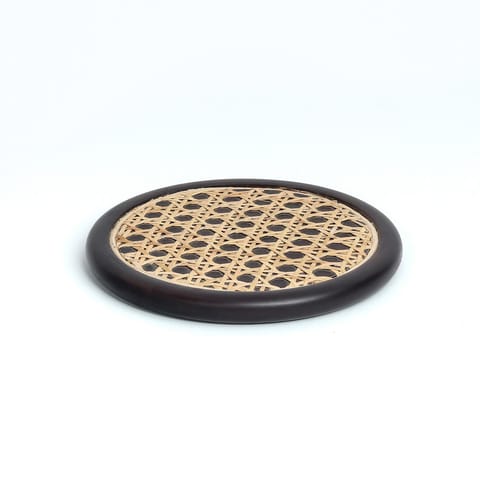 Studio Trataka - Rosemary Walnut Oval Wicker Trivet