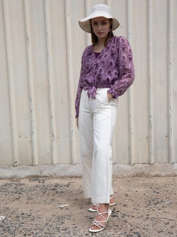97-MOTIFS - A Fleeting Memory Front-Tie Top