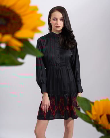 97-MOTIFS - Tulip on my Mind Dress