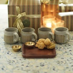 Courtyard-Mandava Tea And Snack Gift Set
