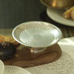 Courtyard-Irani Raised Plate