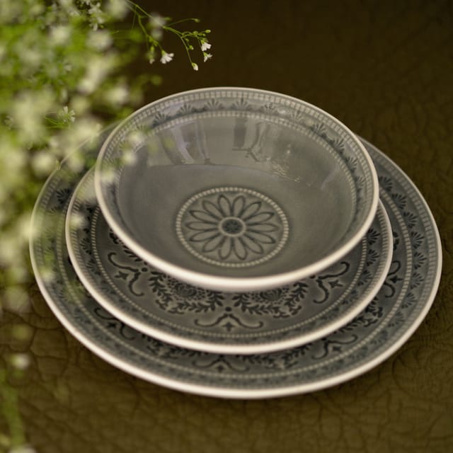 Courtyard-Siyana Place Bowl