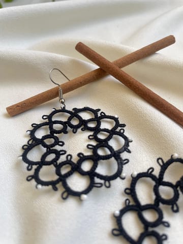 Knots to Node - Pure Noir Earrings