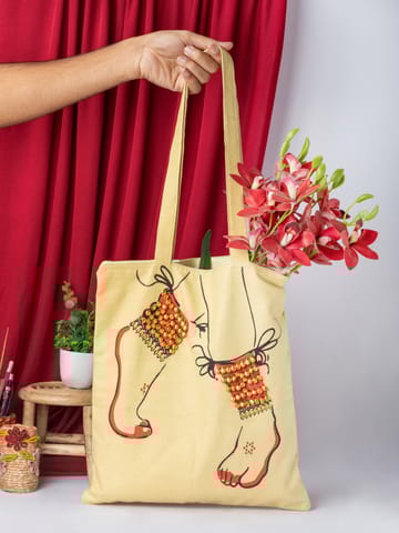 SustainLabel - Dance Bag hand marigold dye